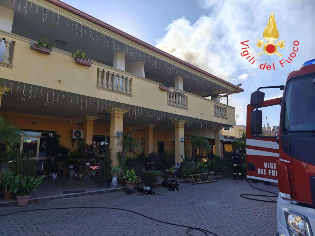 Incendio Sellia Marina