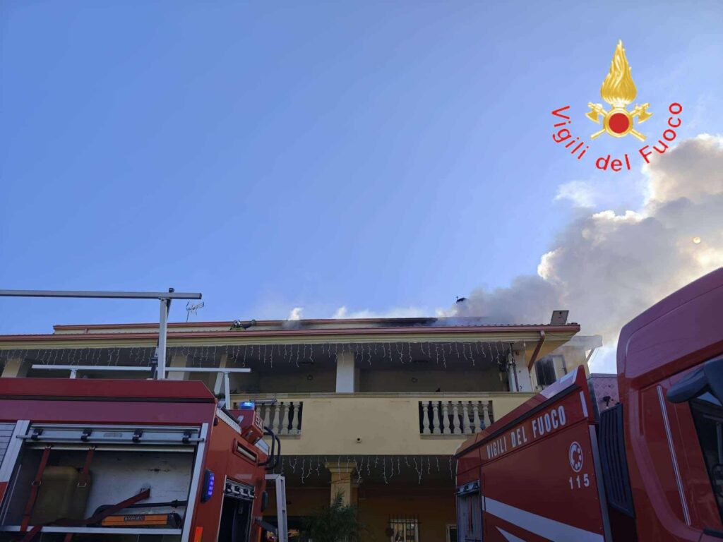 Incendio Sellia Marina