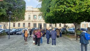 Incontro Prefettura per sfratto scuola Melissari