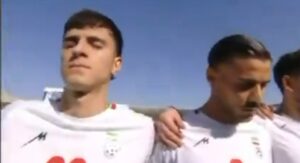 Iran Under 23 giocatori non cantano inno