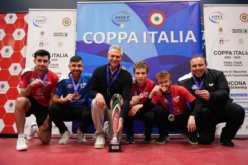 La Top Spin con la coppa