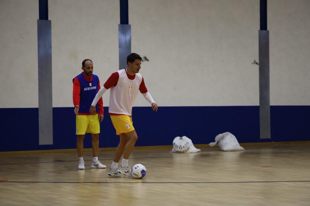 L'argentino Franco Flores in allenamento