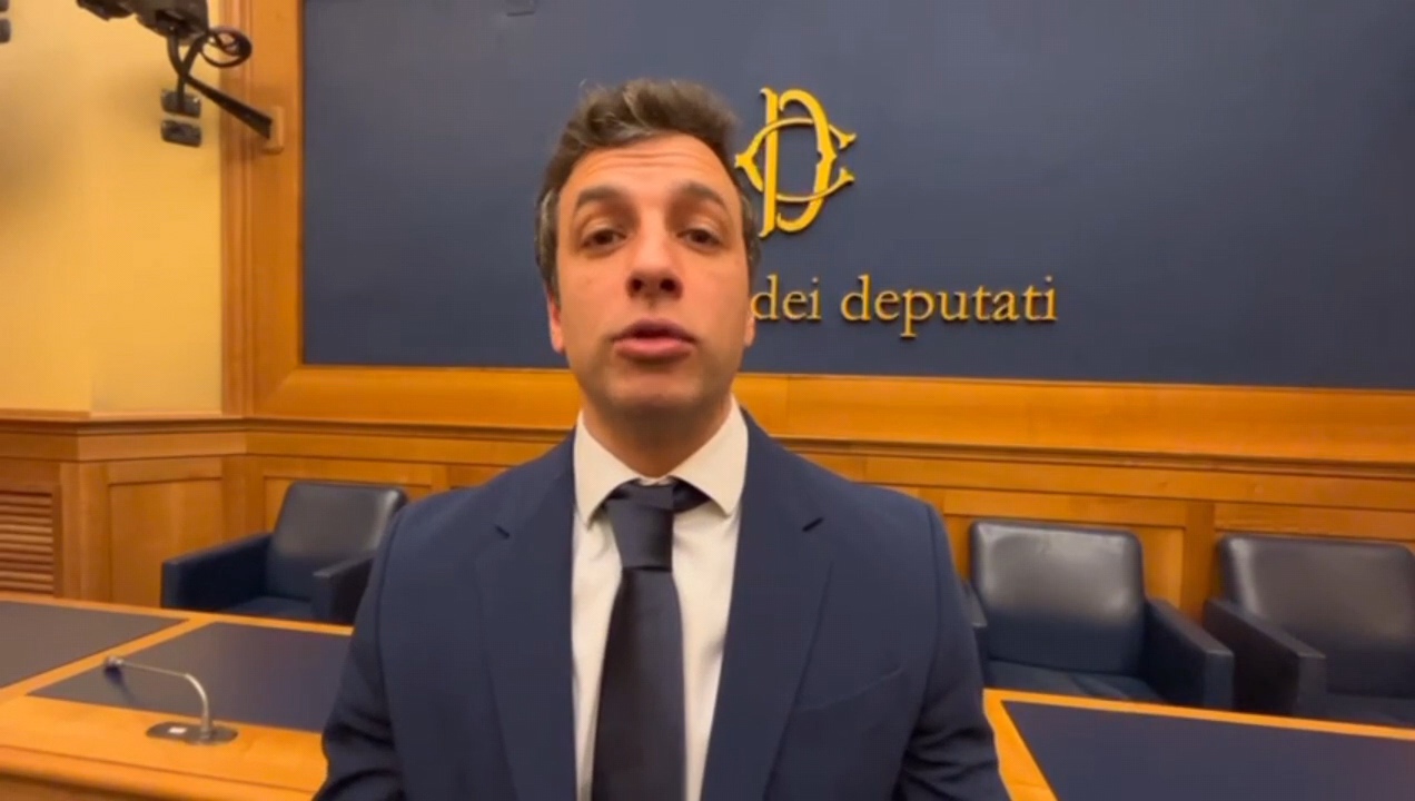 Luca De Gaetano Plastic Free