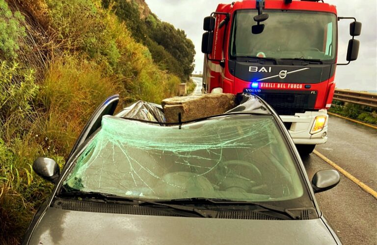 Masso auto ferruzzano