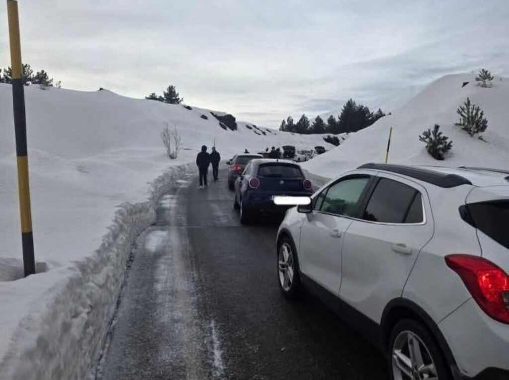 Nevicata Etna Nord Piano Provenzana code