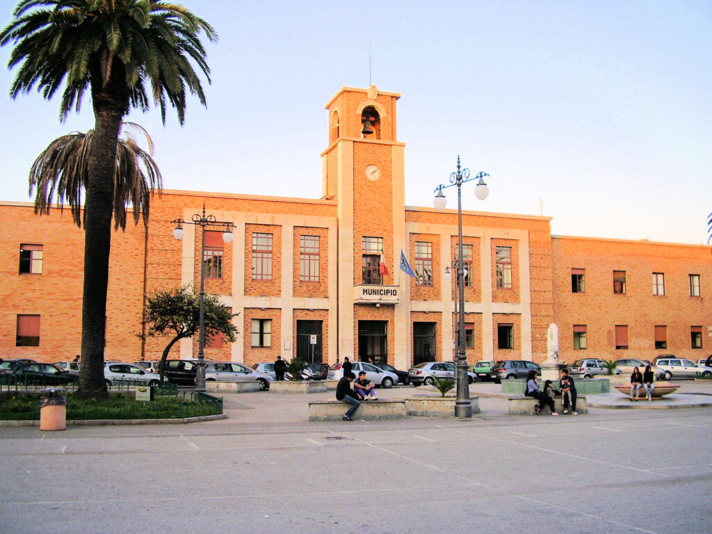 Palazzo luigi razza comune vibo valentia