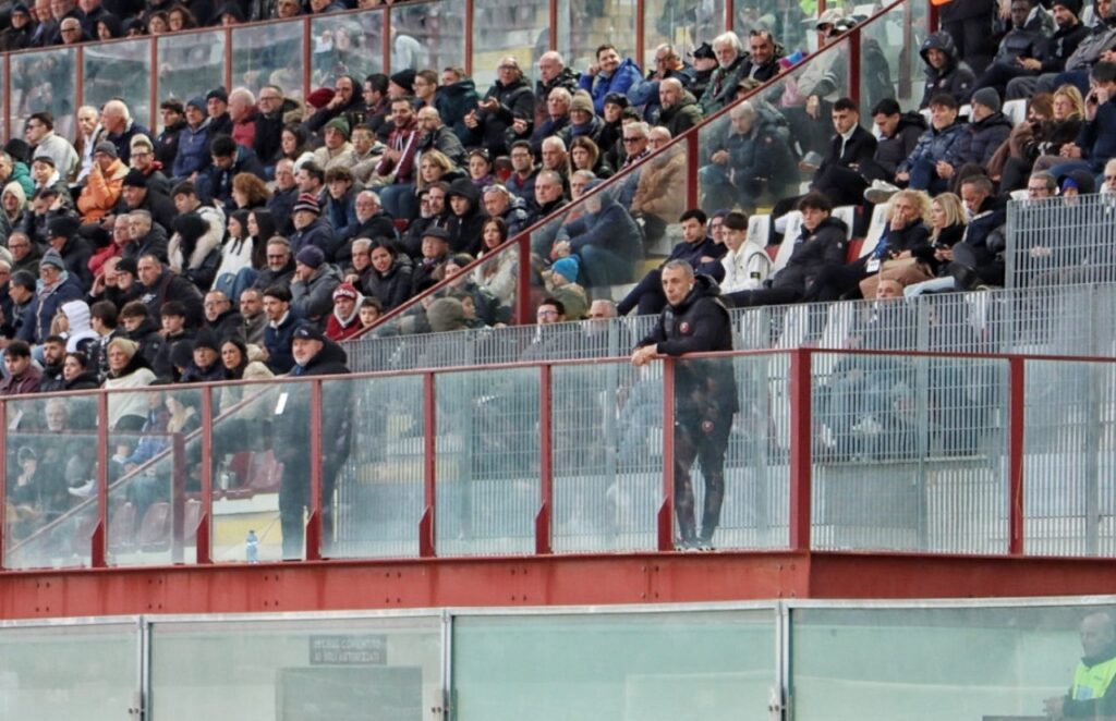 Reggina-Vibonese Torrisi in tribuna squalificato