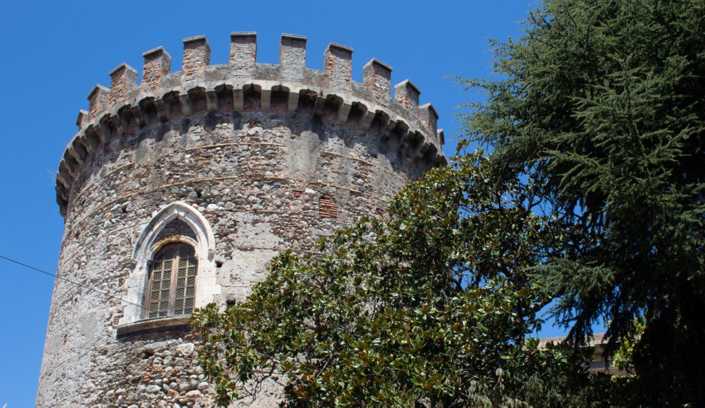 Torre Saracena Parco Quasimodo