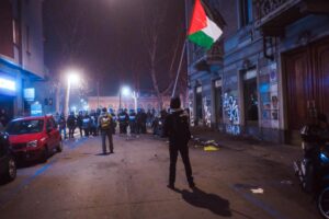 Violenza corteo Askatasuna Torino