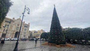 albero natale piazza duomo
