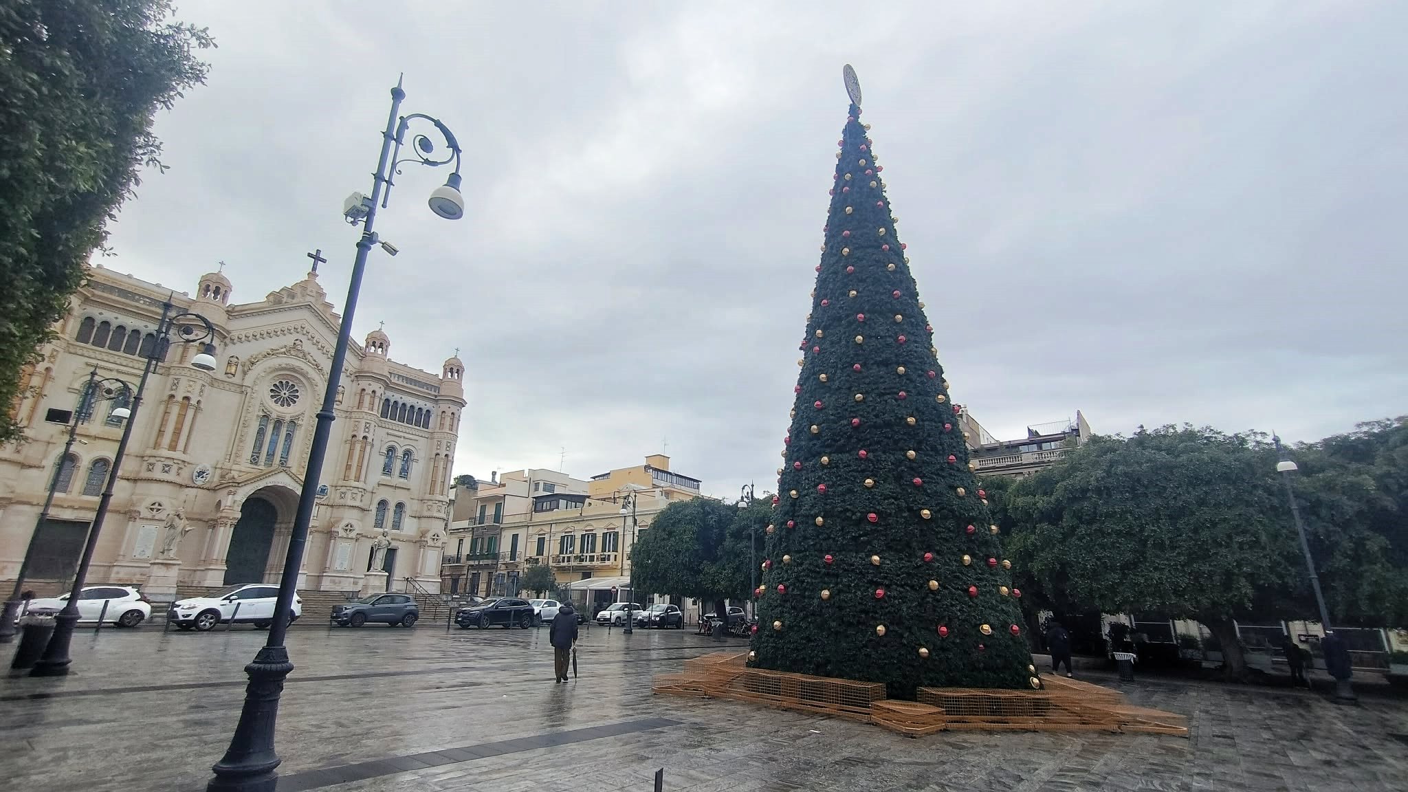 albero natale piazza duomo