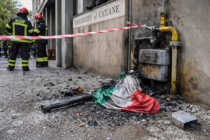 atto vandalico