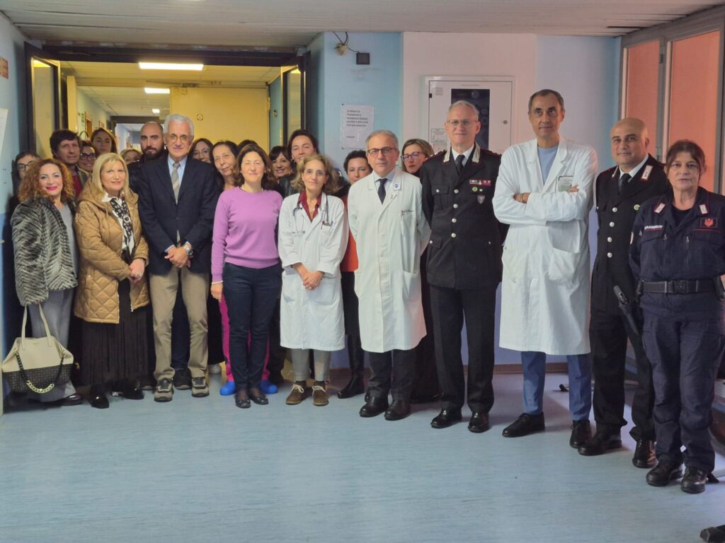 carabinieri in ospedale per la befana