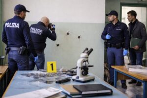 colpi pistola polizia