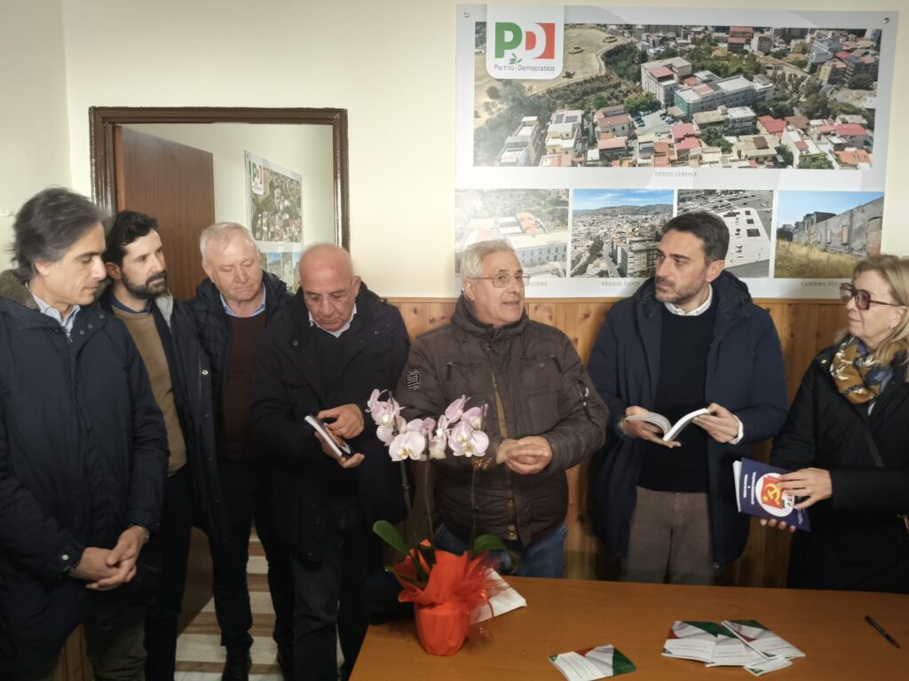 inaugurazione circolo pd reggio campi