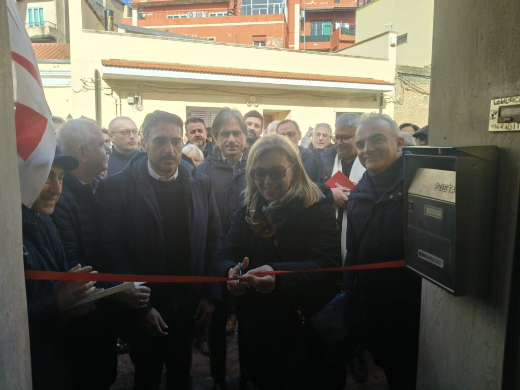 inaugurazione circolo pd reggio campi