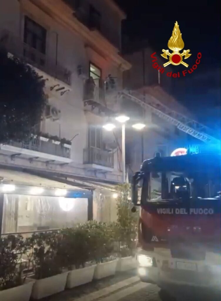 incendio appartamento crotone