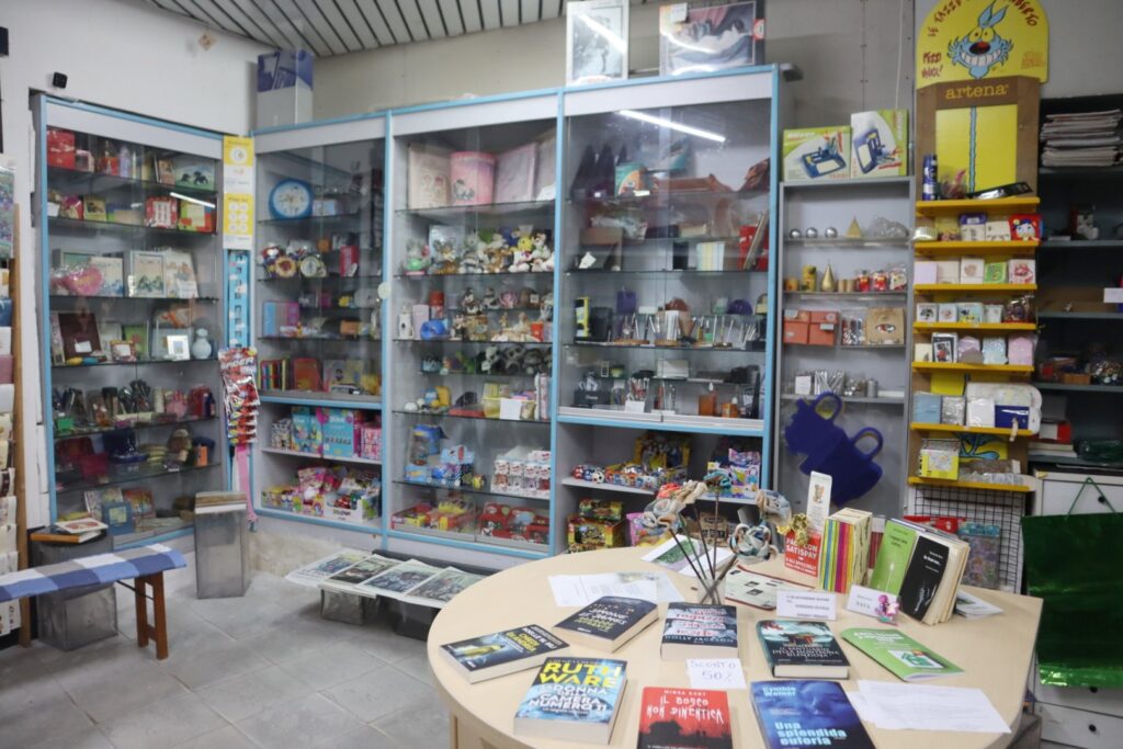 cartoleria Nava