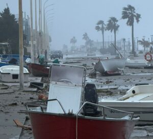 lungomare locri devastato dalle mareggiate