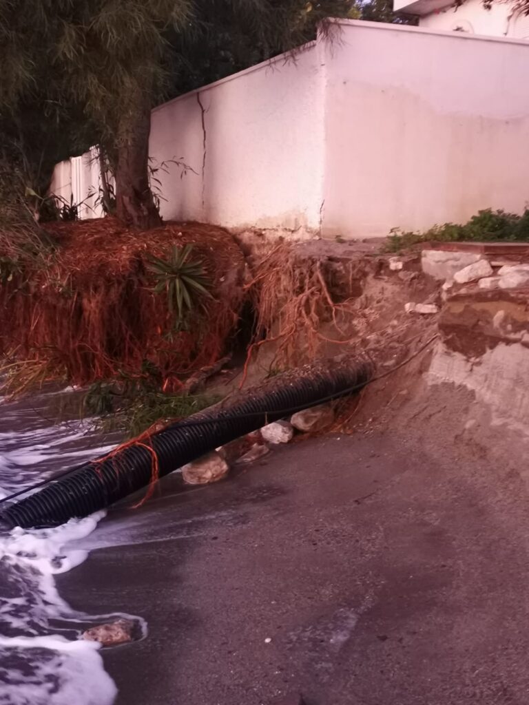 mare devasta case di punta pellaro