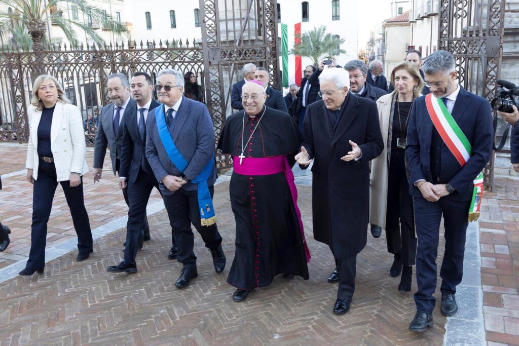 mattarella a cefalù