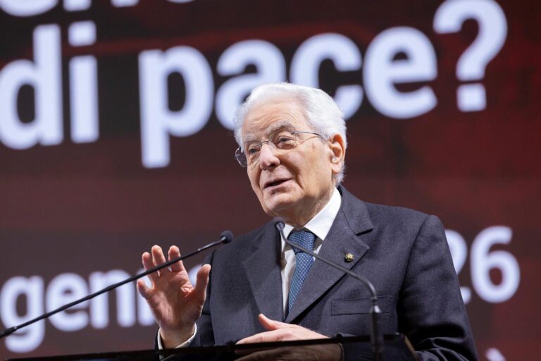 mattarella a cefalù