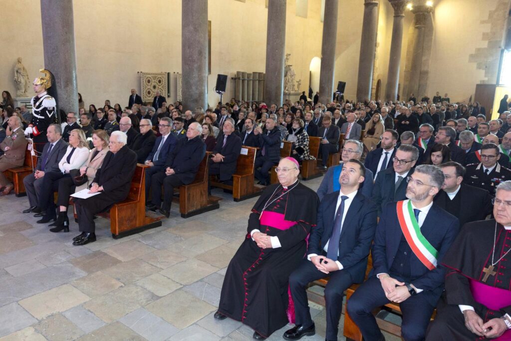 mattarella a cefalù