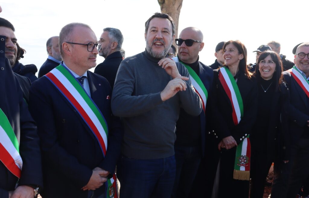 matteo salvini a melito porto salvo