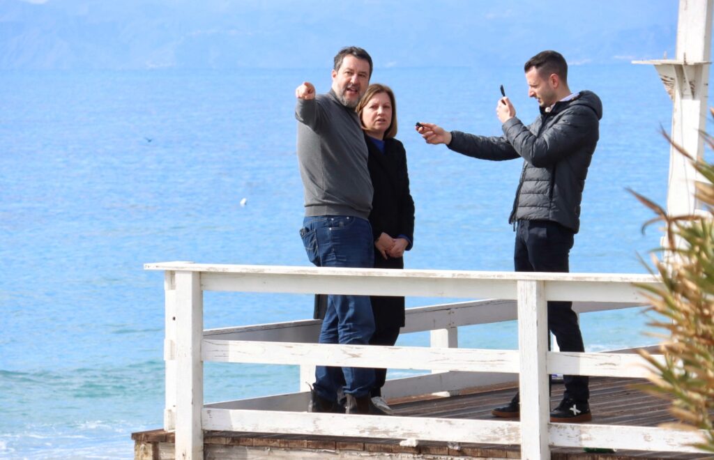 matteo salvini a melito porto salvo