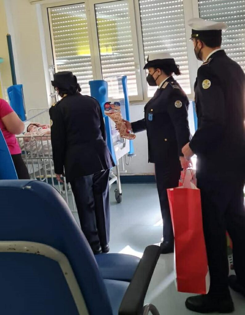 polizia locale regali befana