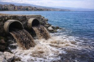 scarico fogna in mare