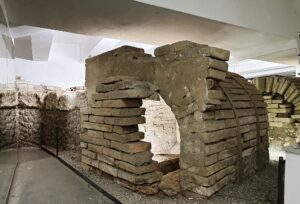 scavi tombe ellenistiche