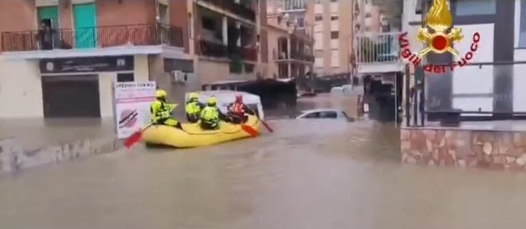 vigili del fuoco catanzaro mareggiate