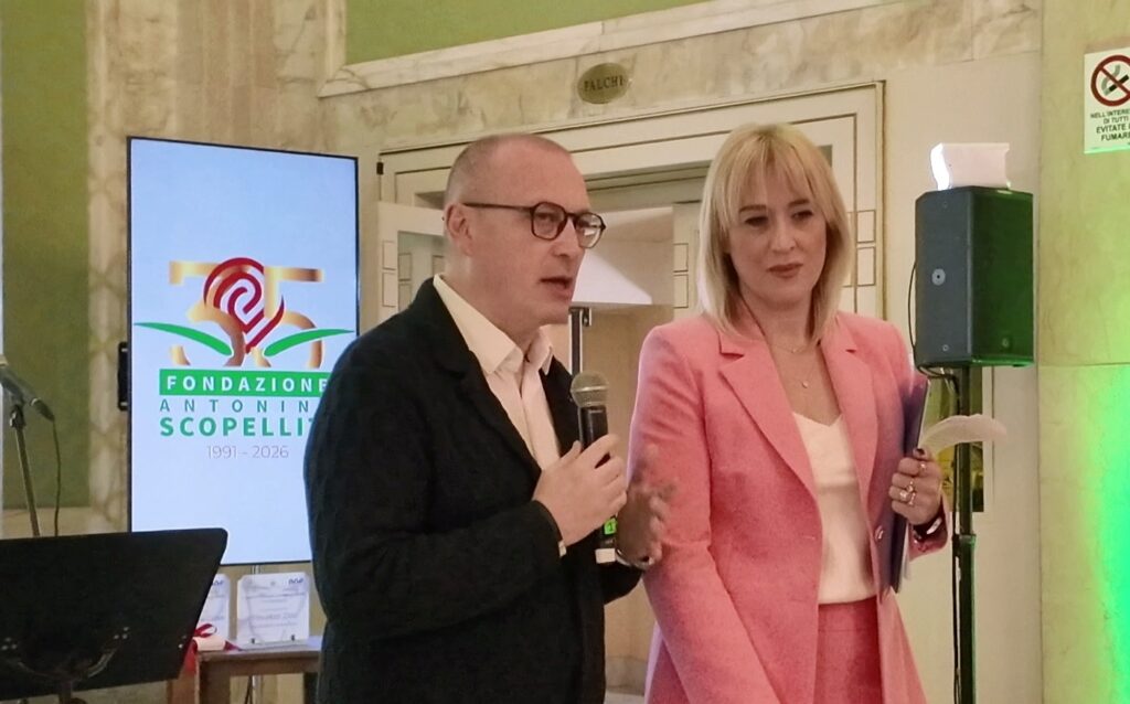 Cerimonia di consegna delle borse di studio Fondazione Scopelliti
