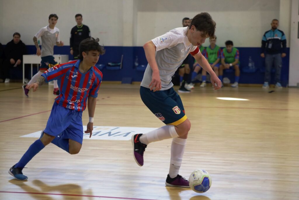 Fase di gioco MESSINA FUTSAL-META CATANIA Under 19