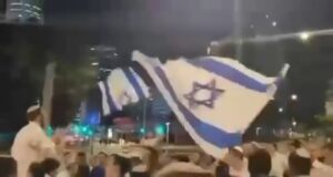 Festeggiamenti Israele morte Khamenei