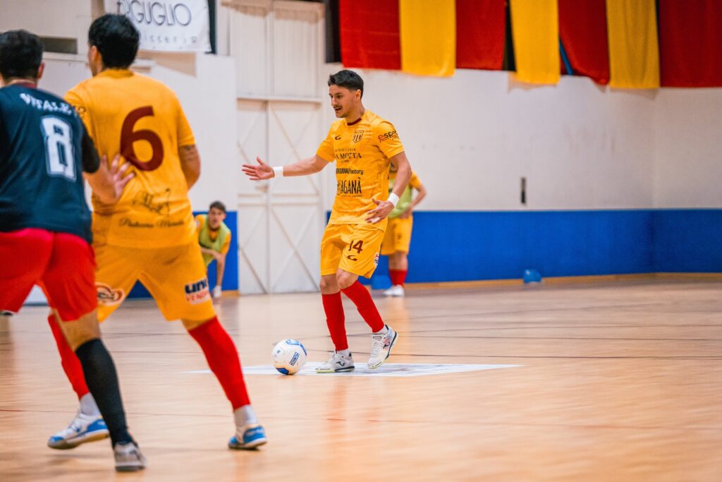 L'argento Franco Flores (MESSINA FUTSAL)