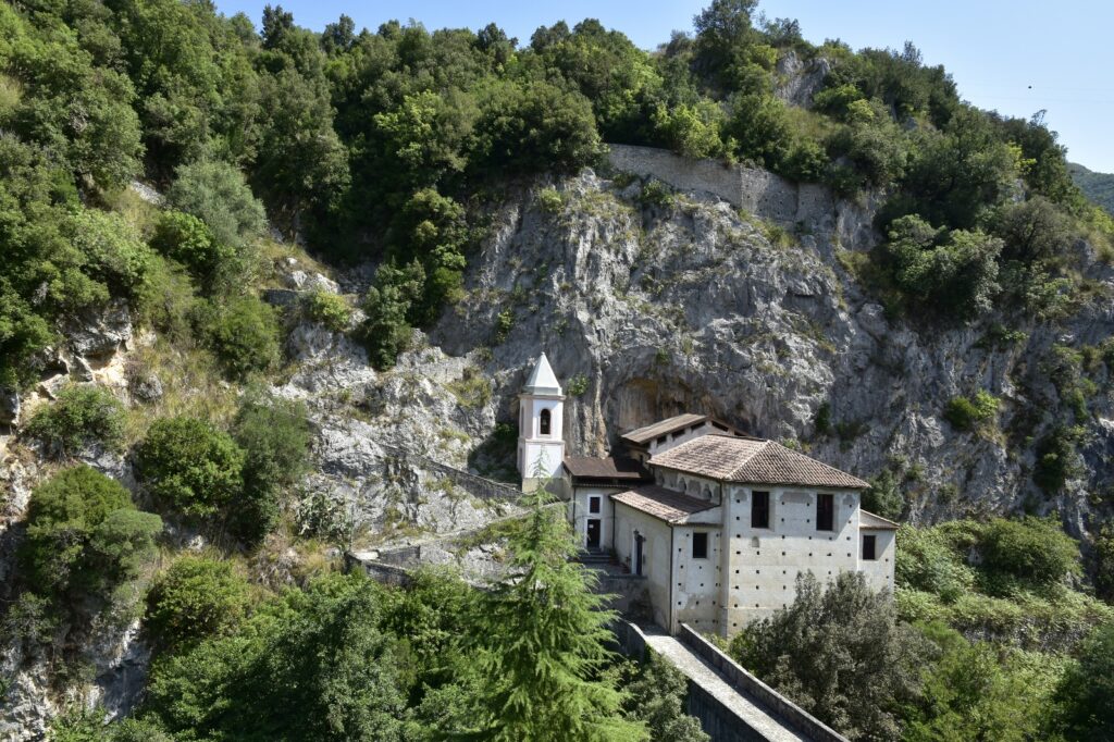 Papasidero Santauario Madonna di Costantinopoli