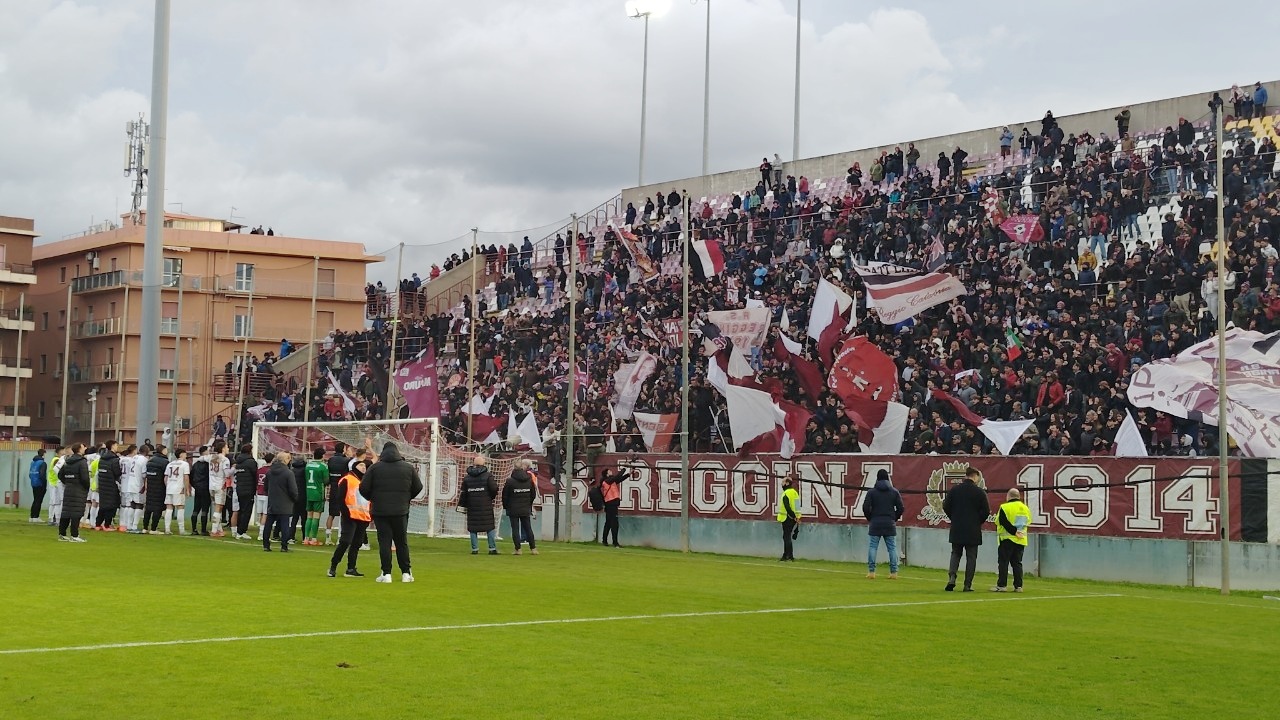 Reggina-Savoia tifosi curva sud granillo