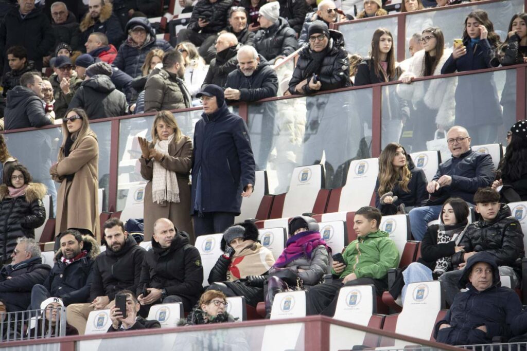 Reggina-Savoia ballarino in tribuna vip