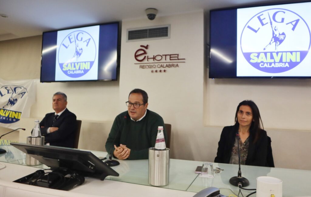 Riunione direttivo regionale lega in Calabria a Reggio