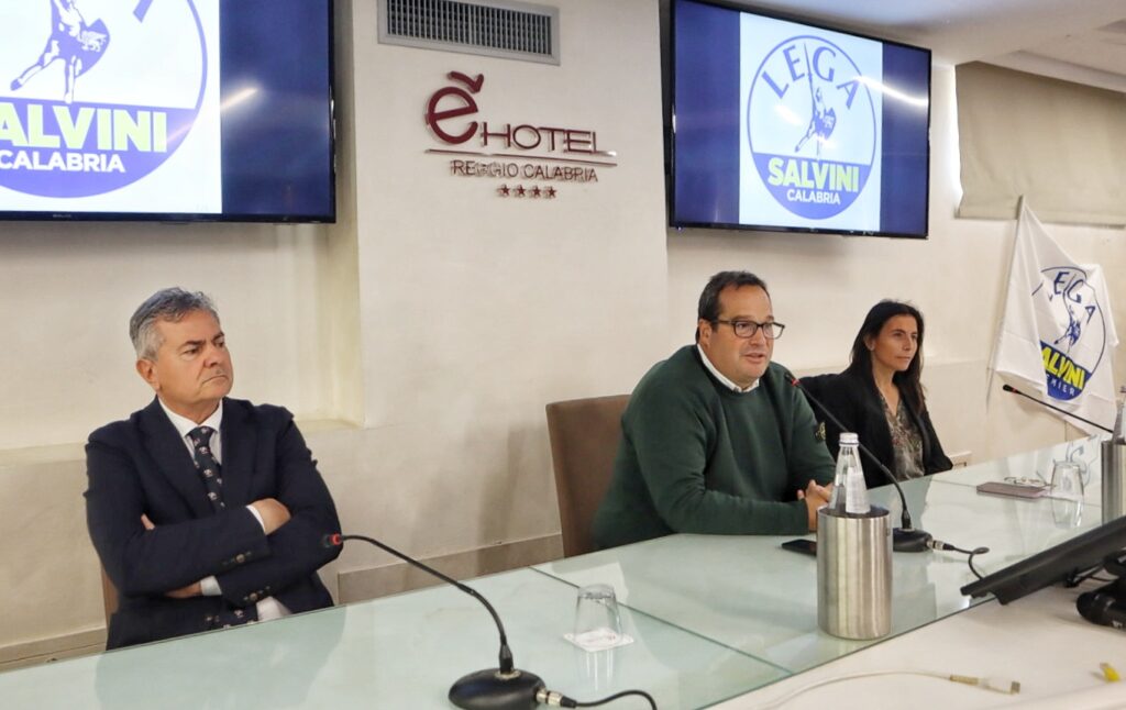 Riunione direttivo regionale lega in Calabria a Reggio