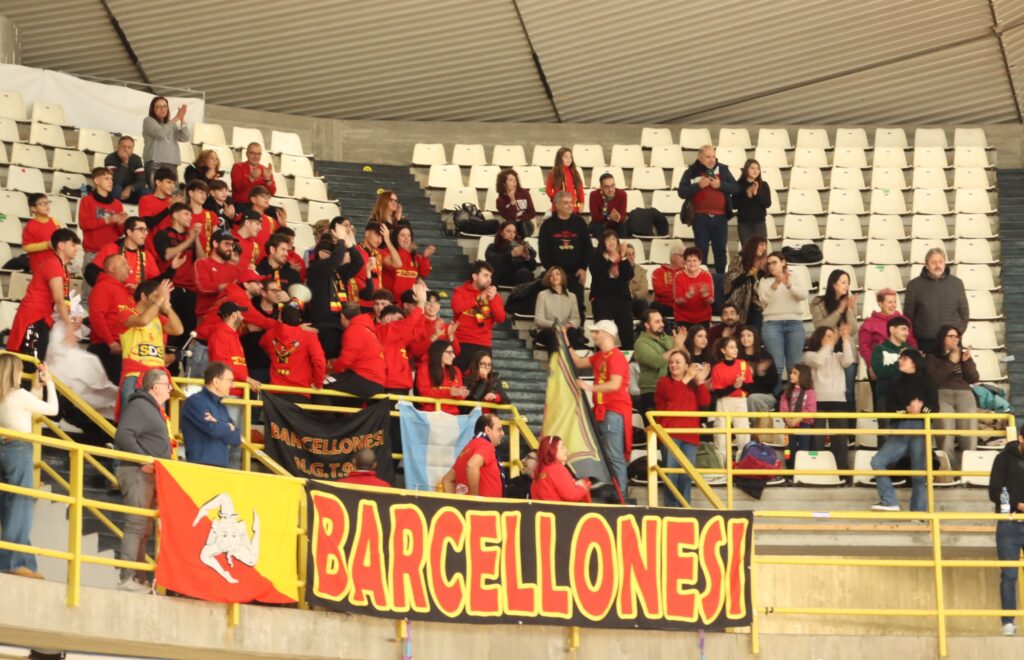 Tifosi Barcellona Pozzo di Gotto
