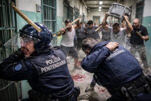 aggressione carcere polizia penitenziaria