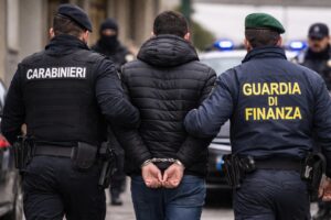 arresto carabinieri gdf