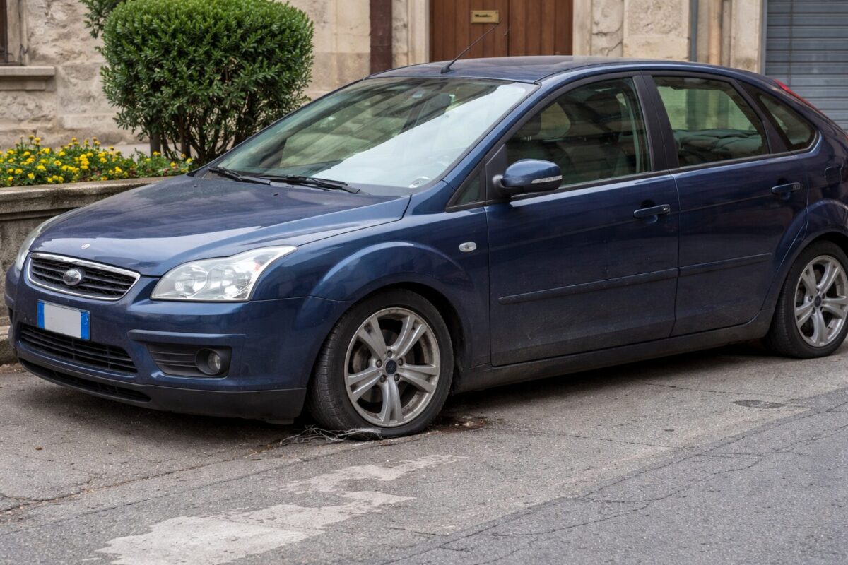 Auto danneggiata a Oppido Mamertina, vicinanza del Pd al consigliere Margherita Mazzeo