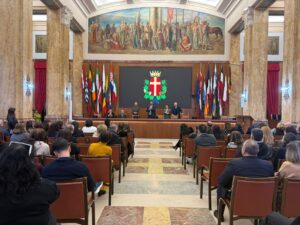 basile saluta dipendenti comune messina