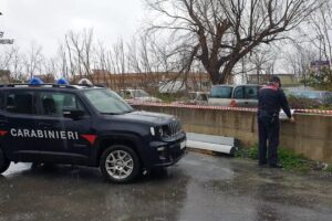 cimitero auto abbandonate