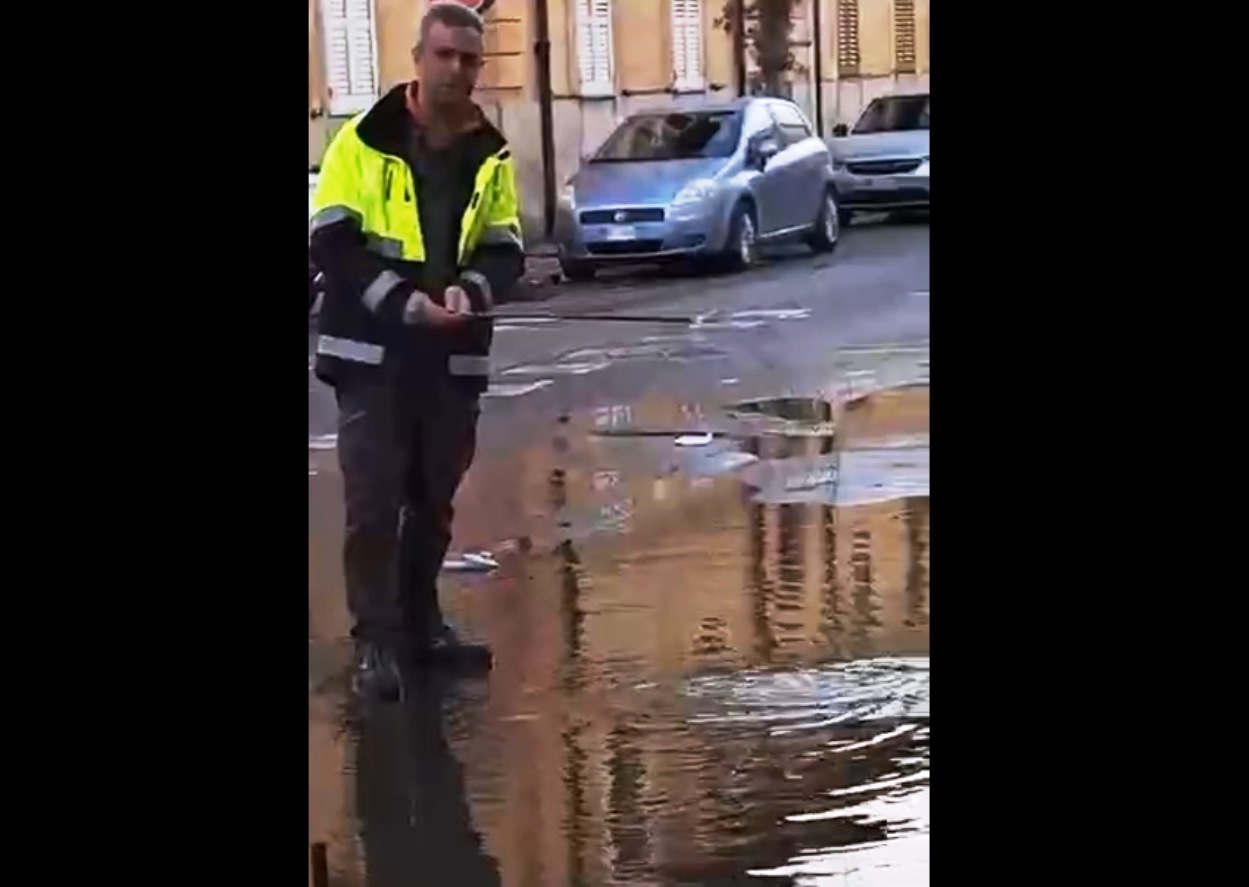 cittadino va a pesca a santa caterina