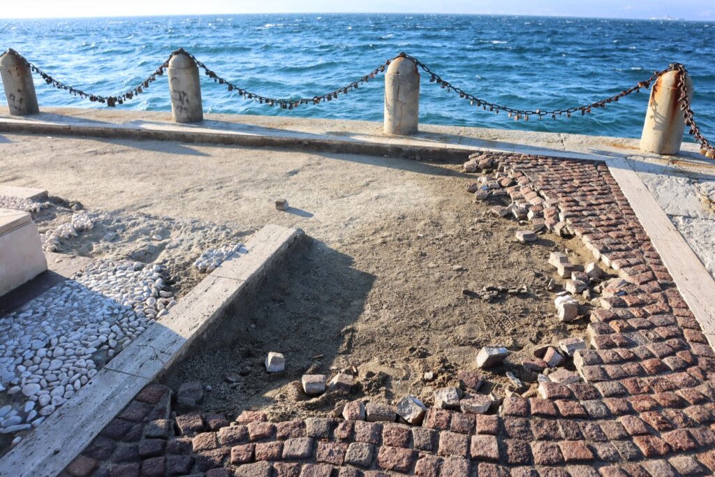 condizioni lungomare reggio calabria a due settimane dalla mareggiata
